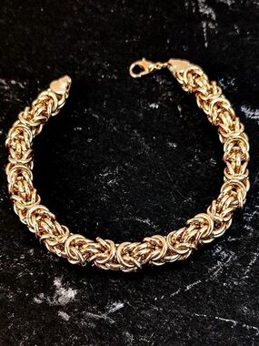 Gold Twisted Rope Chain Bracelet - Women's Jewelry